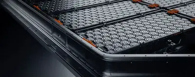 Rivoluzione auto elettriche 2030: sostituire la batteria coster&agrave; meno di riparare un motore classico