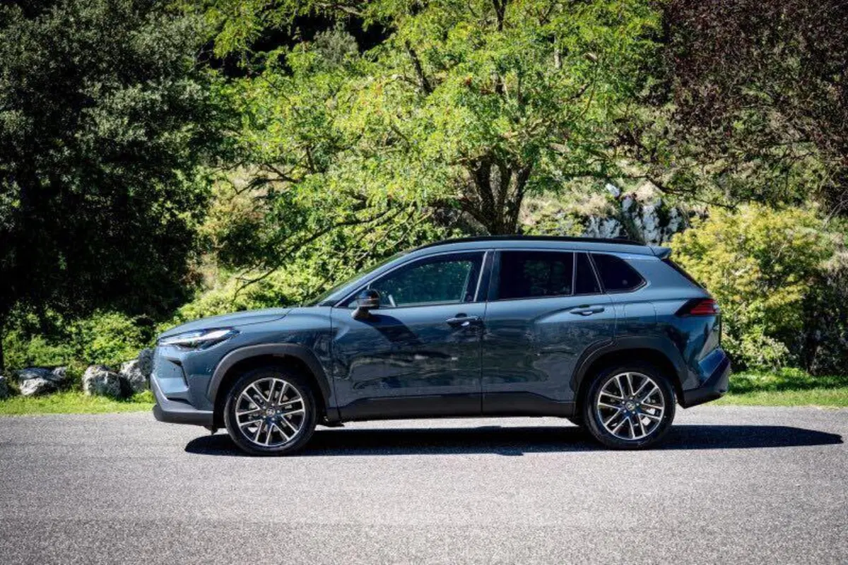Interni della nuova Toyota Corolla Cross 2026