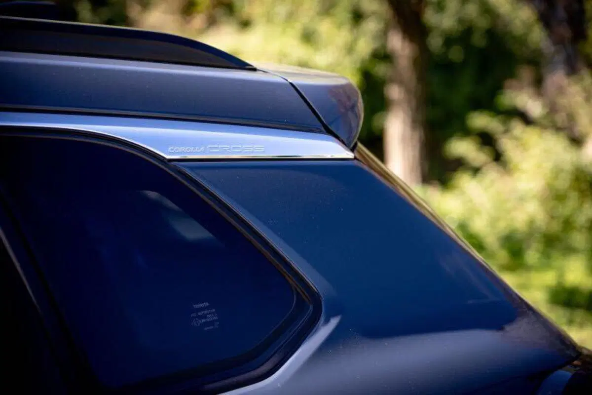 Interni della nuova Toyota Corolla Cross 2026 (4)