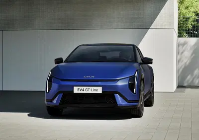 Kia EV4: perché puntare su una berlina elettrica quando tutti vogliono i SUV
