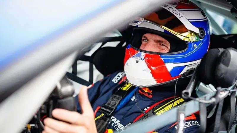 N&uuml;rburgring preparati, Max Verstappen sta tornando: ecco quando e quale vettura guider&agrave; il campione F1 al Nordschleife