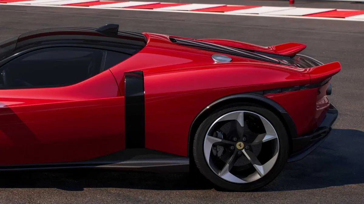 Ferrari 849 Testarossa Coupé (2025-->>) (12)