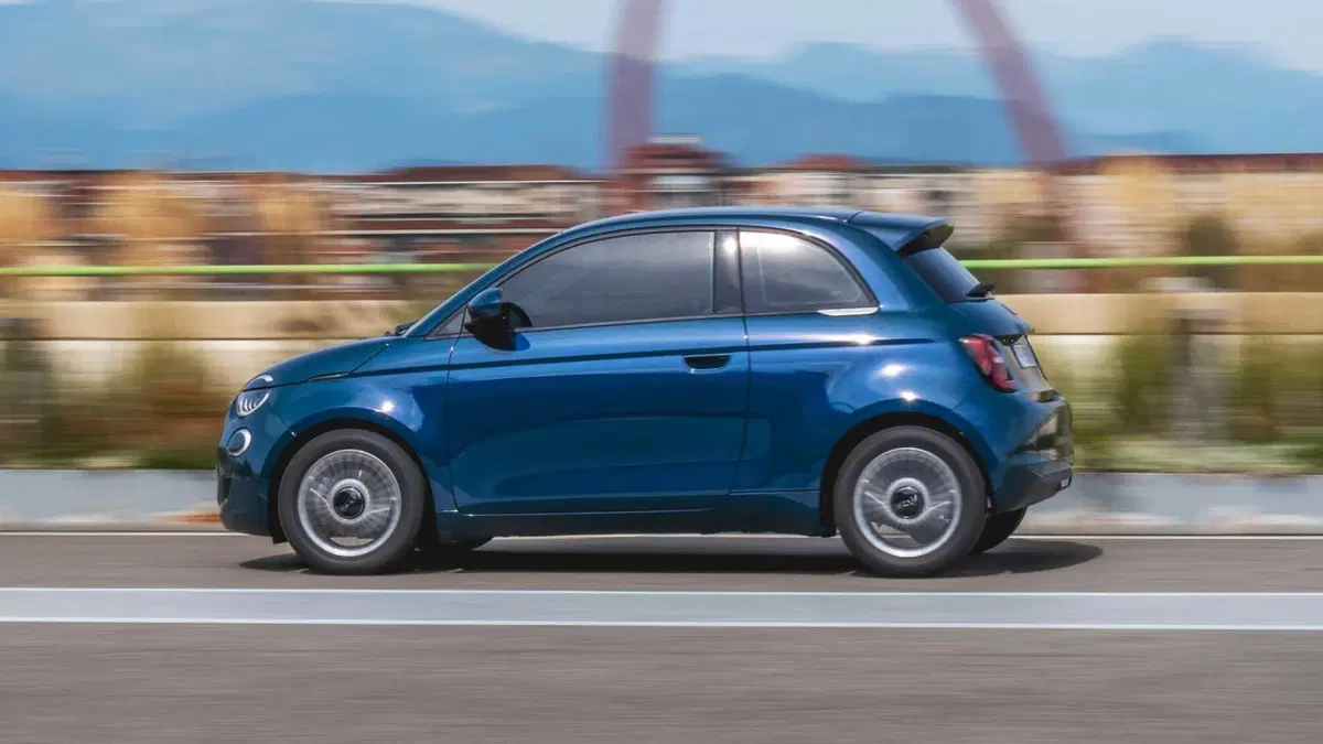 Fiat 500 (2025-->>) (6)
