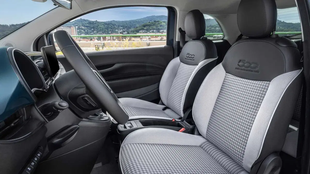 Fiat 500 (2025-->>) (9)