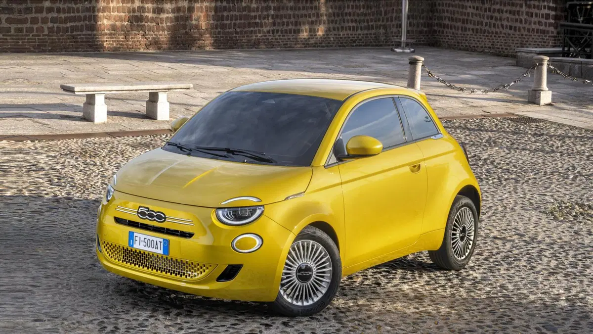 Fiat 500 (2025-->>) (2)