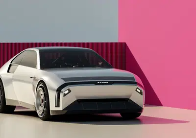 La Skoda 110 R rinasce elettrica: quando la leggenda incontra il futuro