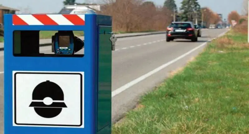 Autovelox, scatta il censimento: dal 30 novembre multe nulle senza registrazione