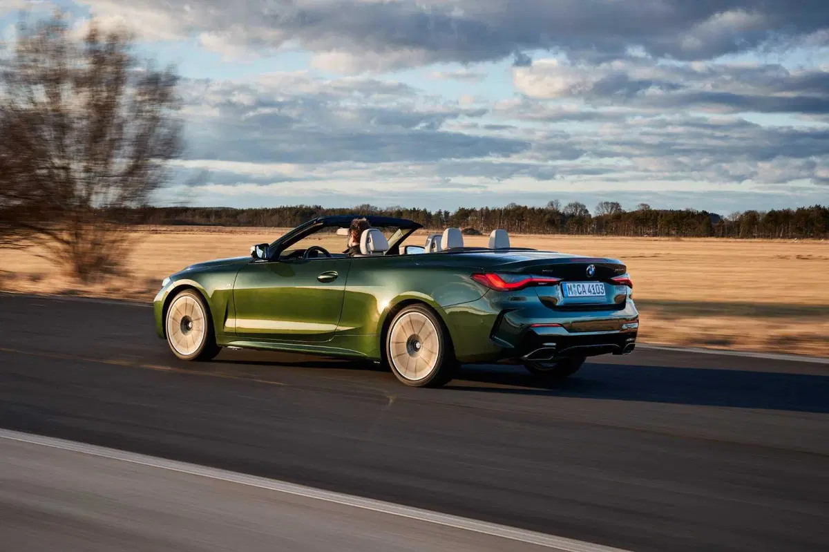 BMW autunno 2025: fino a 392 cv per le Serie M, nuovi fari laser e tecnologie smart (8)