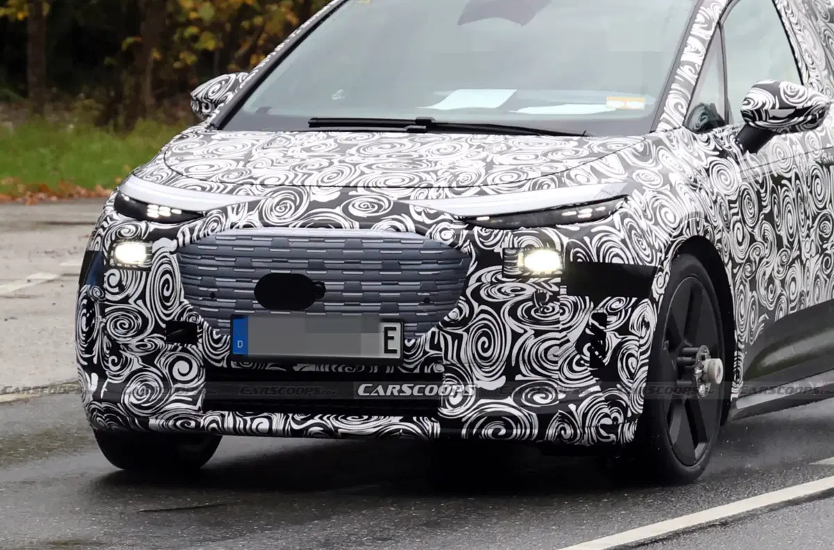 Audi fa rinascere l’A2? La nuova Q2 sembra più una monospace che un SUV (2)