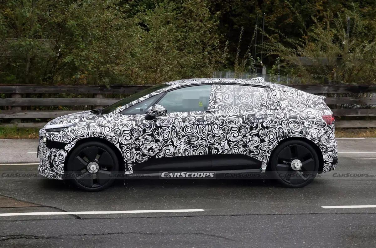 Audi fa rinascere l’A2? La nuova Q2 sembra più una monospace che un SUV (10)