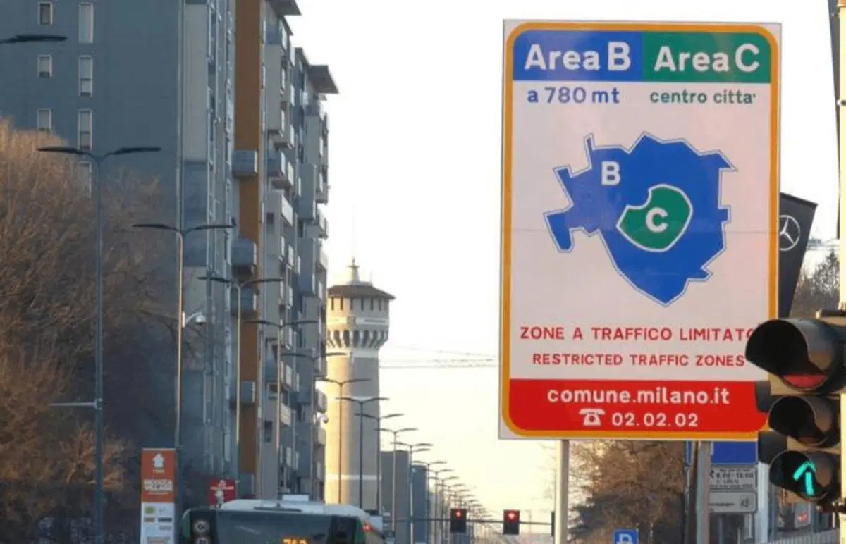 Milano dice addio alla benzina Euro 3: Area B vietata ai veicoli &ldquo;anziani&rdquo;