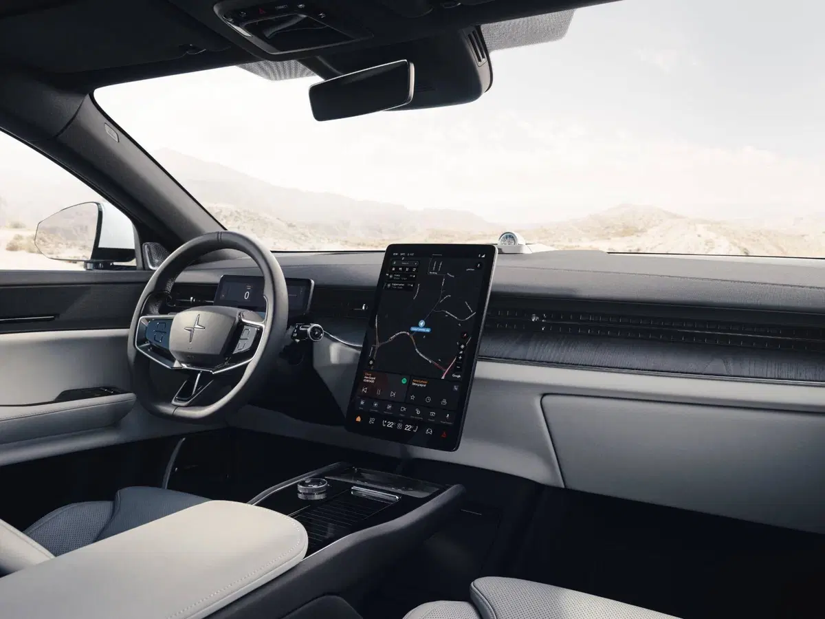 Polestar 3 2026: il SUV elettrico svedese che ricarica in 22 minuti e fa tremare la Tesla. (2)