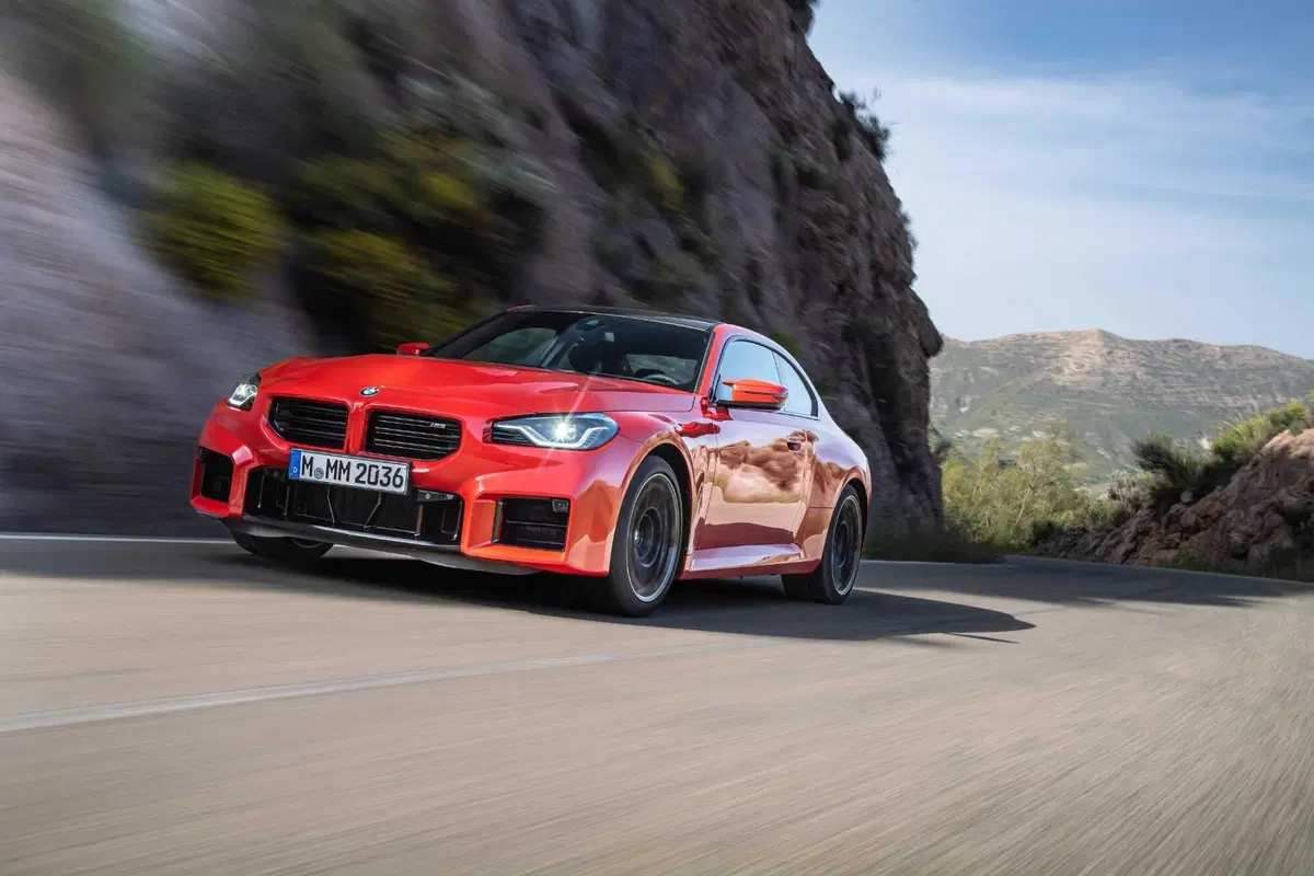 Nuova BMW M2: Jeremy Clarkson la promuove ma vi consiglia di comprare quella vecchia. (2)