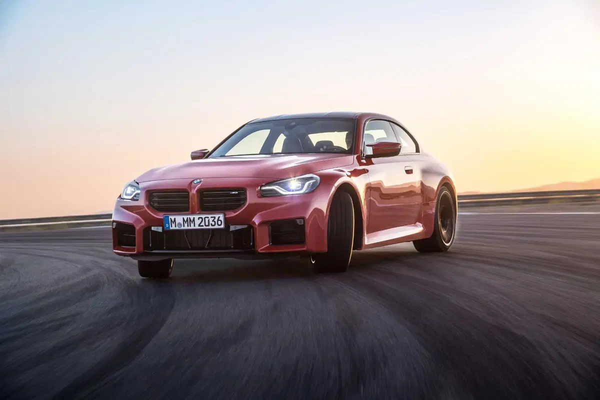 Nuova BMW M2: Jeremy Clarkson la promuove ma vi consiglia di comprare quella vecchia. (6)