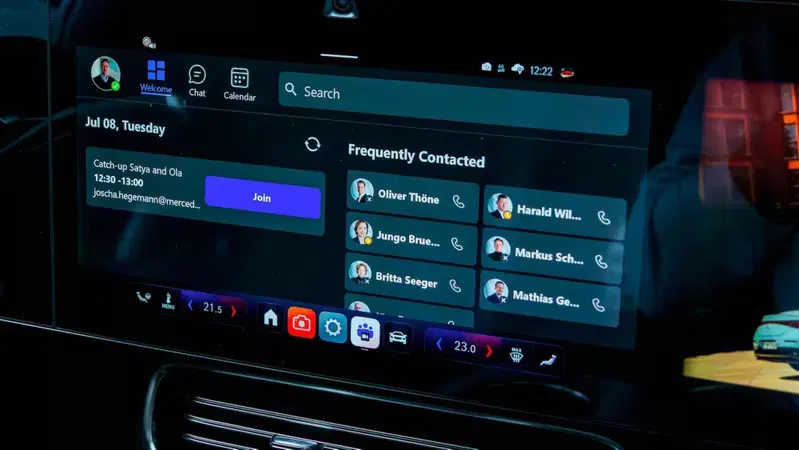 Mercedes trasforma CLA e GLC in uffici su ruote con Microsoft e intelligenza artificiale