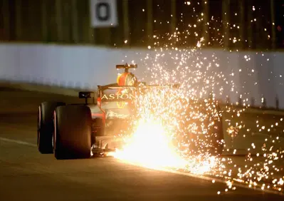  F1. È allarme caldo a Singapore: ecco come funziona il sistema di raffreddamento che i piloti potranno usare