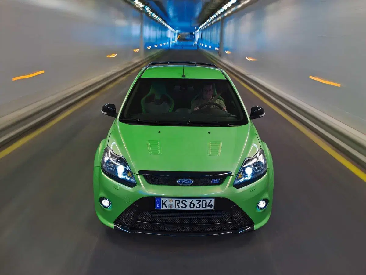 Fine di un'era: l'ultima Ford Focus ST esce dalla catena di montaggio, addio alle compatte sportive (9)