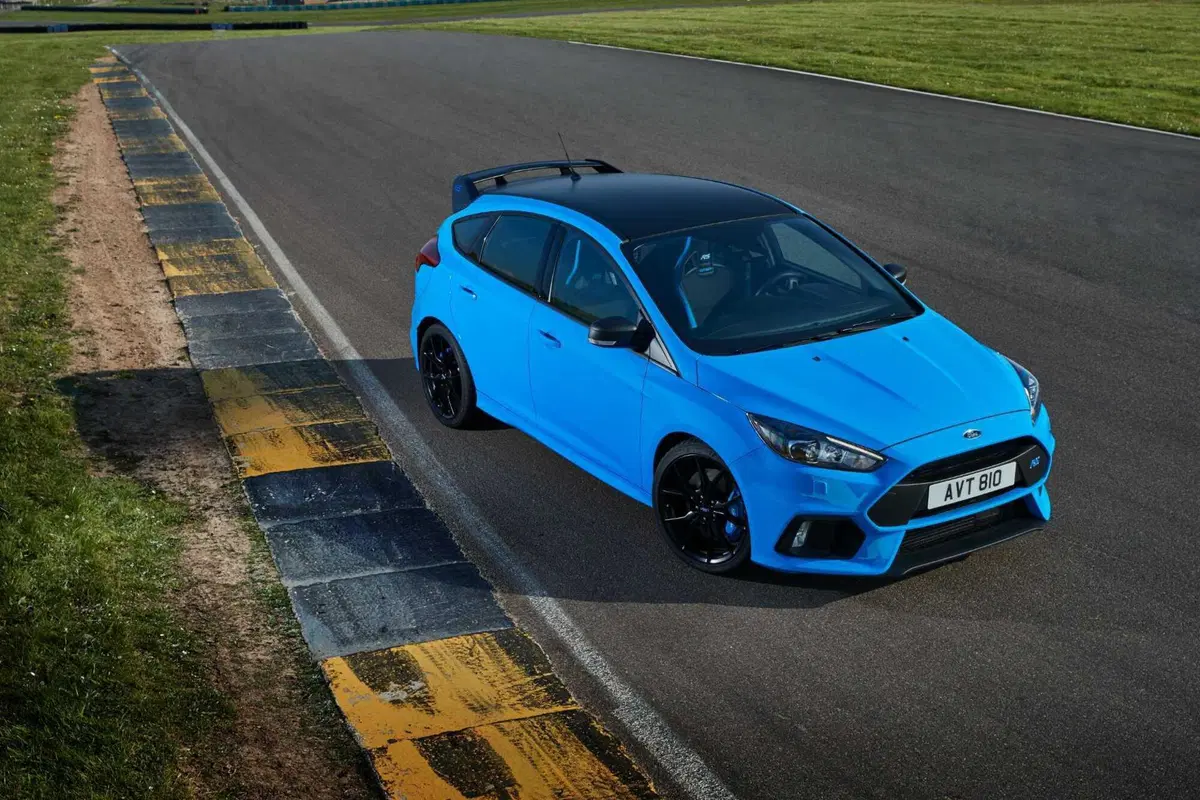 Fine di un'era: l'ultima Ford Focus ST esce dalla catena di montaggio, addio alle compatte sportive (15)