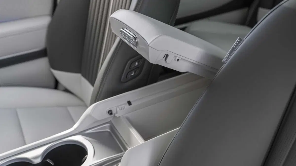Hyundai Ioniq 9 (29)