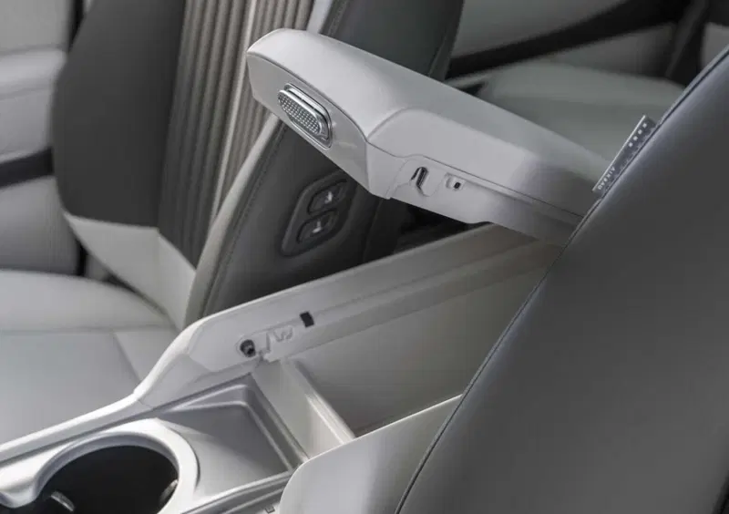 Hyundai Ioniq 9 (2025-->>) (29)
