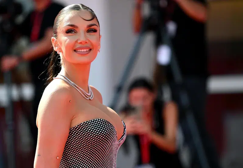 Elettra Lamborghini al festival di Venezia