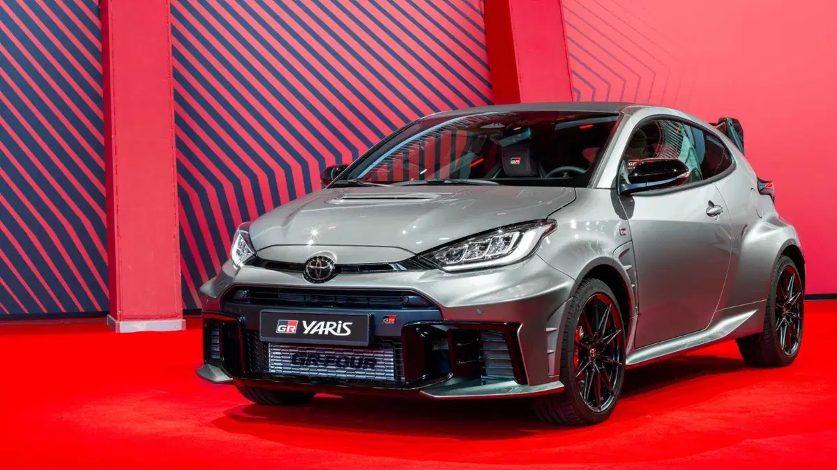 Toyota GR Yaris 1.6 Aero Performance imt-6 (4)