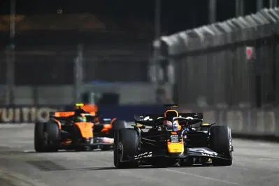 F1, Max Verstappen ammette: &ldquo;Singapore pi&ugrave; difficile del previsto, il secondo posto &egrave; il massimo&rdquo;