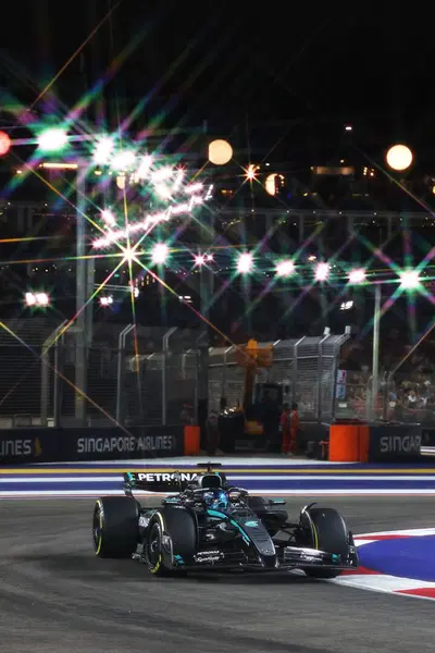 F1. Mercedes e Red Bull crescono, Ferrari no: Singapore amara per la Rossa