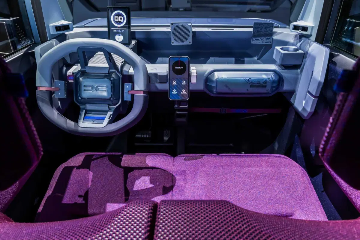 Dacia Hipster Concept: la minicar elettrica da 3 metri con 4 posti veri e bagagliaio da 500 litri (21)
