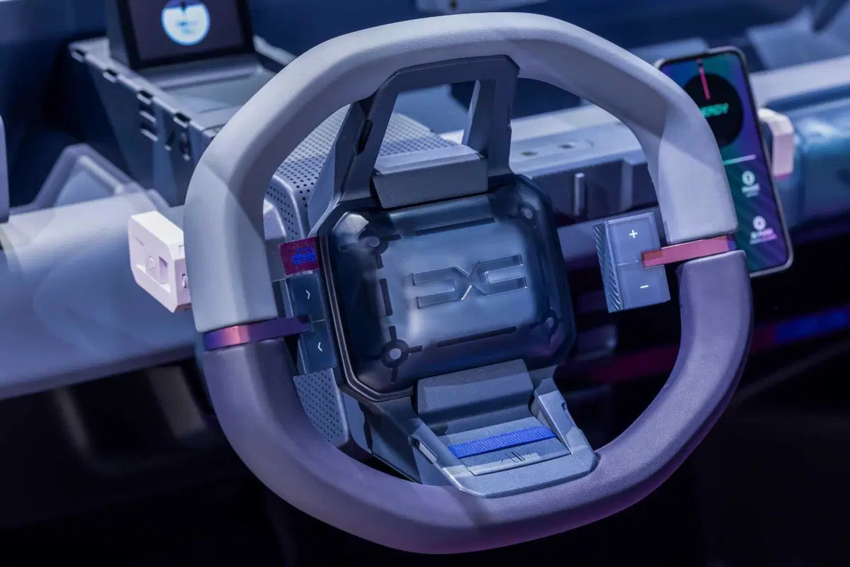 Dacia Hipster Concept: la minicar elettrica da 3 metri con 4 posti veri e bagagliaio da 500 litri (24)