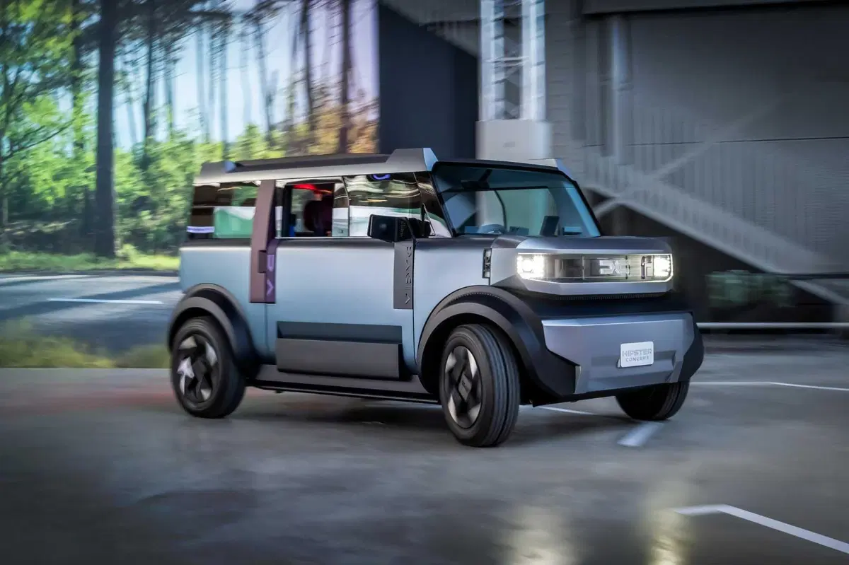 Dacia Hipster Concept: la minicar elettrica da 3 metri con 4 posti veri e bagagliaio da 500 litri (43)