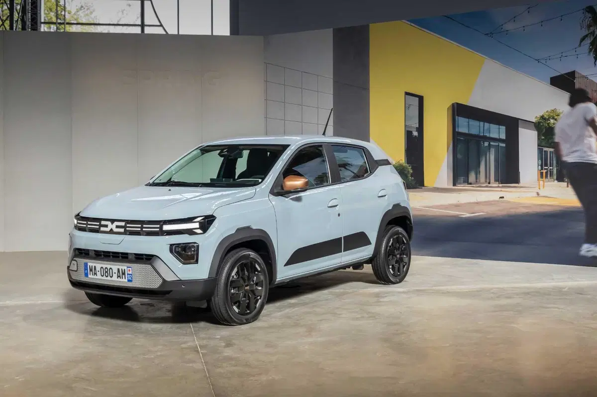 Dacia Spring 2026: si rinnova la piccola elettrica, più potenza e nuove batterie 