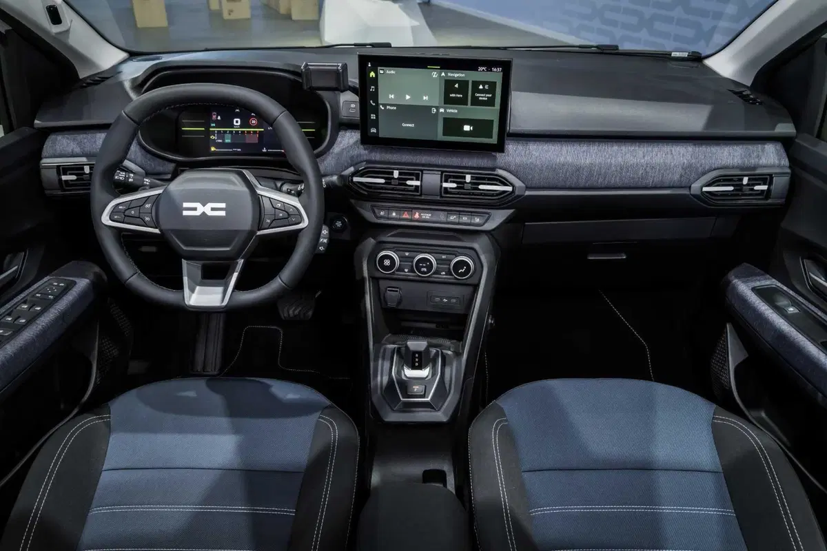 Dacia rinnova Sandero e Jogger: arriva l'ibrido da 155 CV e il GPL con cambio automatico (16)