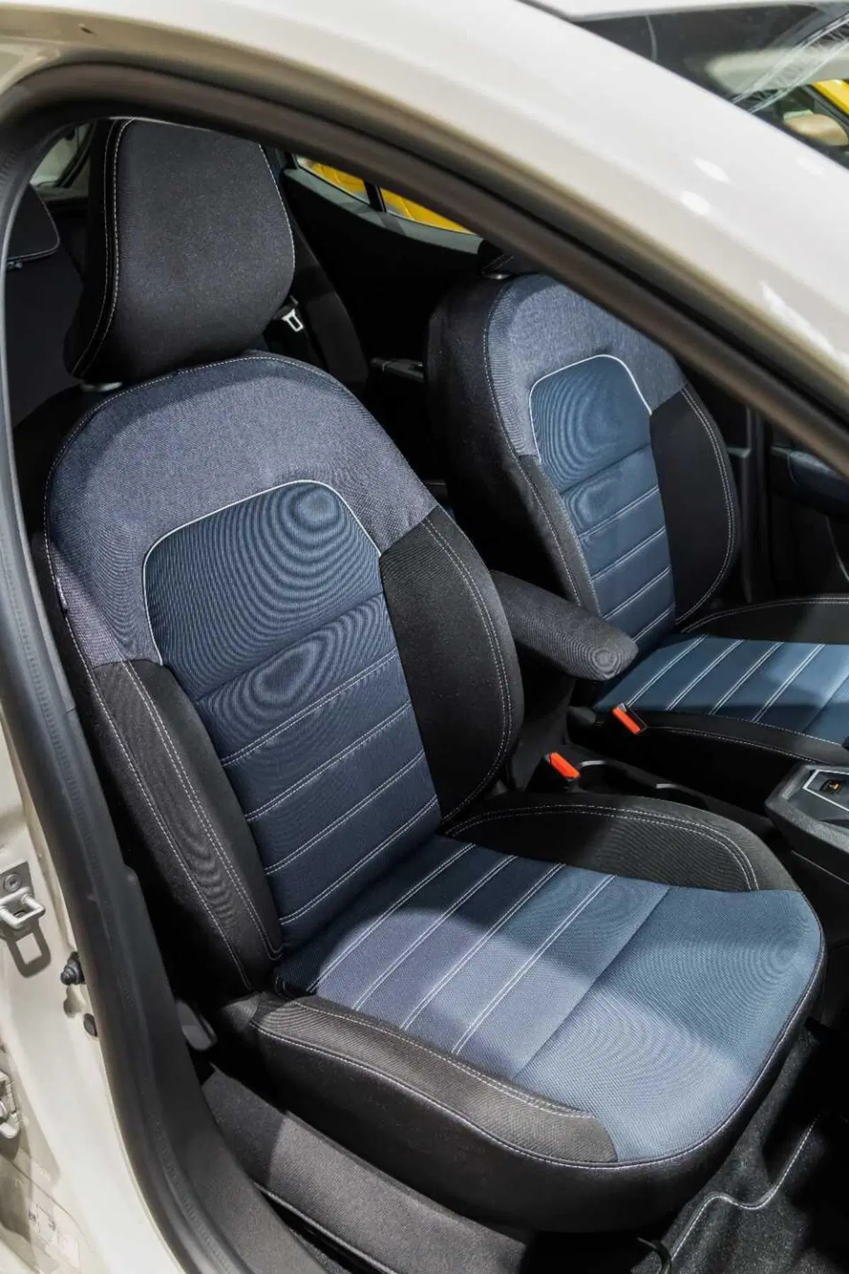 Dacia rinnova Sandero e Jogger: arriva l'ibrido da 155 CV e il GPL con cambio automatico (26)