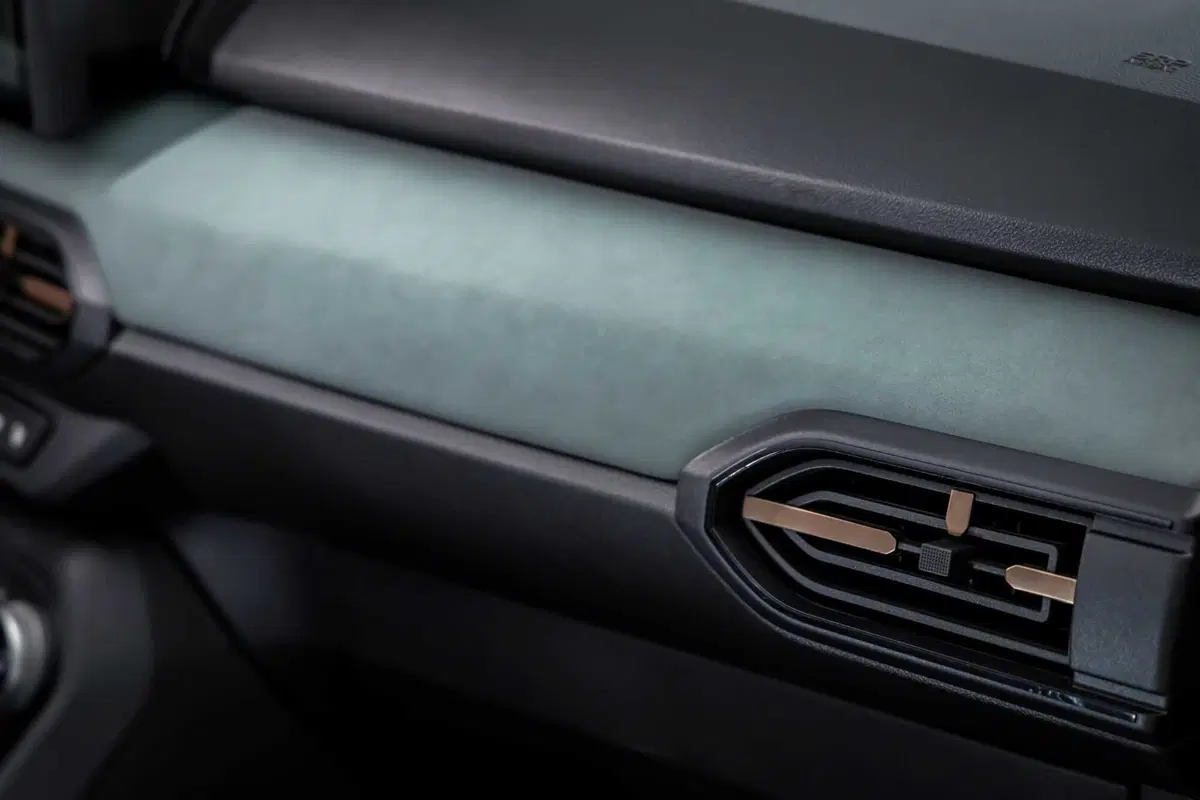Dacia rinnova Sandero e Jogger: arriva l'ibrido da 155 CV e il GPL con cambio automatico (42)