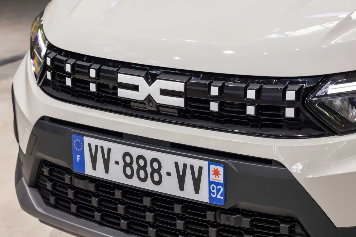 Dacia rinnova Sandero e Jogger: arriva l'ibrido da 155 CV e il GPL con cambio automatico (56)