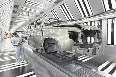 Jaguar Land Rover riparte dopo l&rsquo;attacco hacker: la produzione torna attiva dopo oltre un mese di stop