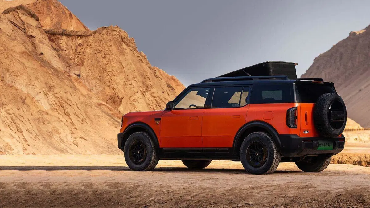 La nuova Ford Bronco elettrica diventa ora un camper hi-tech con una tecnologia da urlo (6)