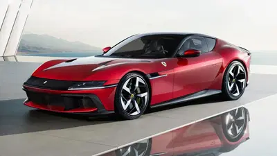 Lunga vita al V12: va bene la Ferrari elettrica, ma la Rossa non rinuncia all&rsquo;endotermico