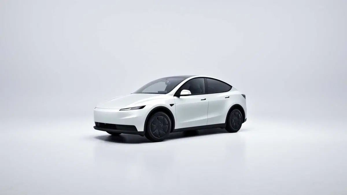 Tesla Model Y Standard 2025: arriva l'elettrica più accessibile che cambierà il mercato