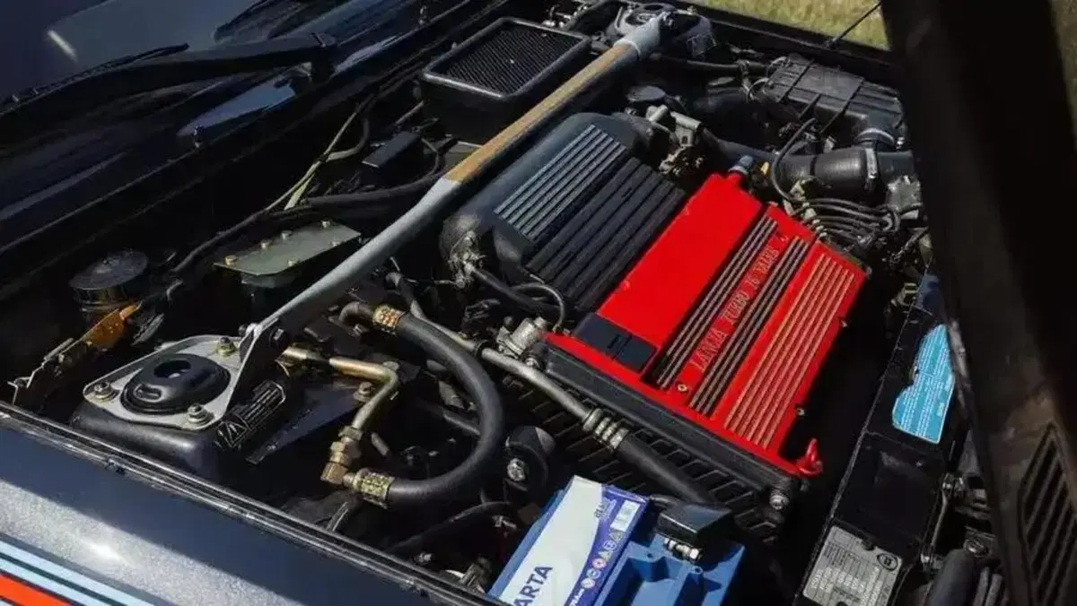 Vasco Rossi vende la Delta HF (8)