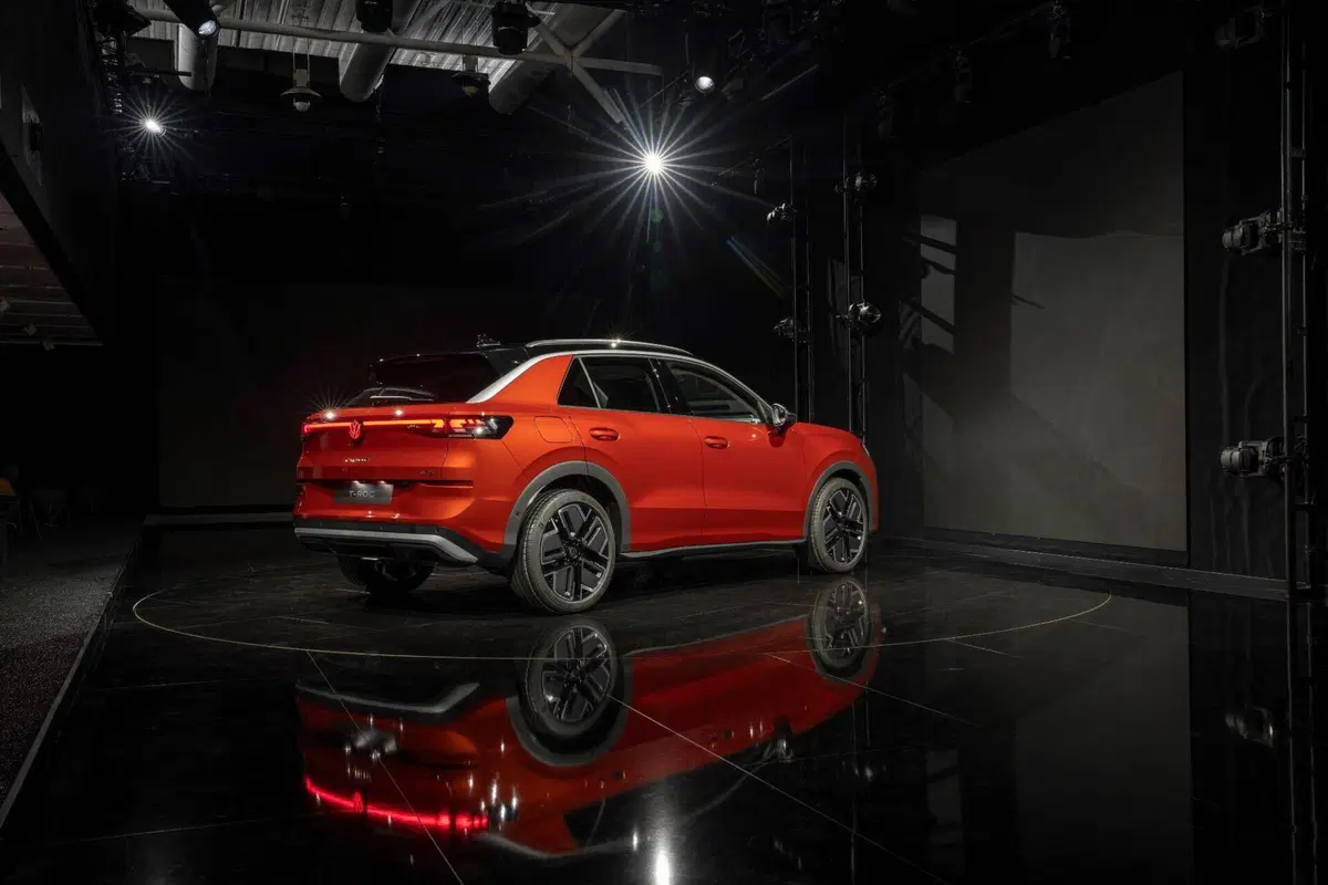 Immagini di nuova Volkswagen T-Roc Style (2)