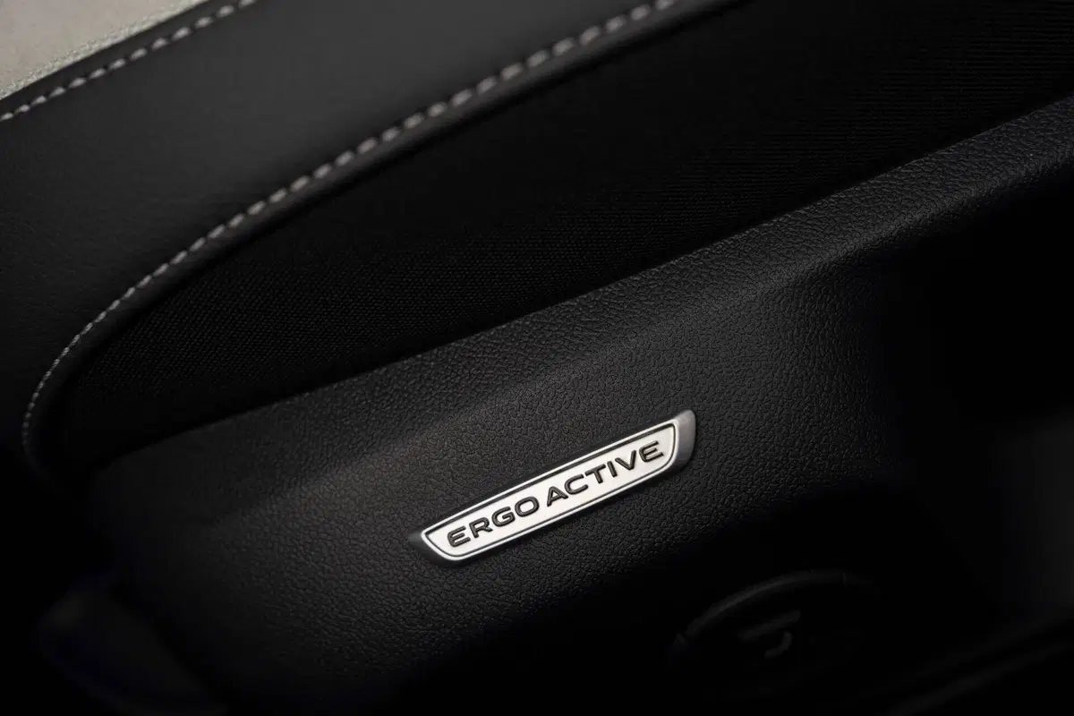 Immagini di nuova Volkswagen T-Roc Style (21)
