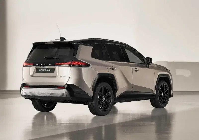 Toyota Rav4 (2025-->>) (3)