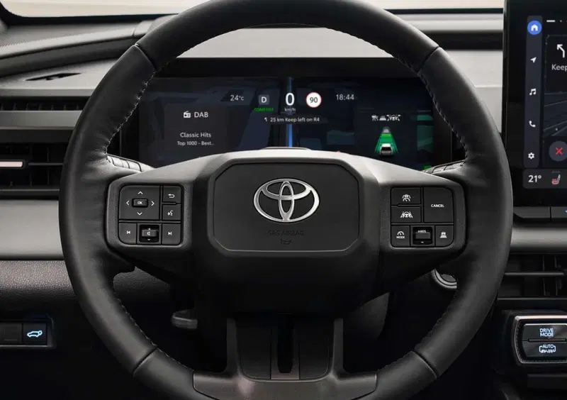 Toyota Rav4 (2025-->>) (10)