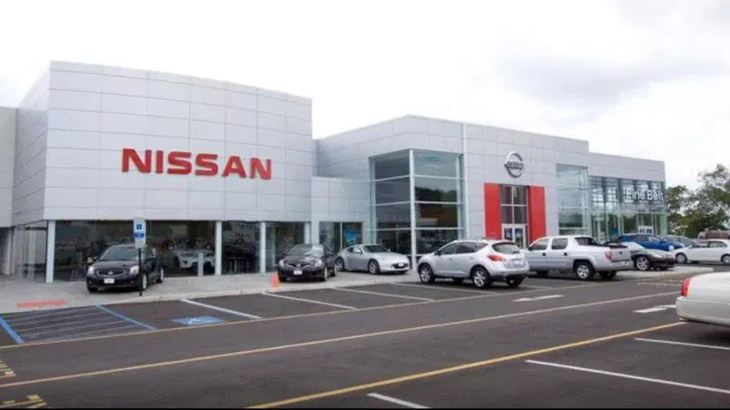 Truffa da 1,3 milioni in una concessionaria Nissan: il dipendente che ha rubato tutto con la pubblicit&agrave; online