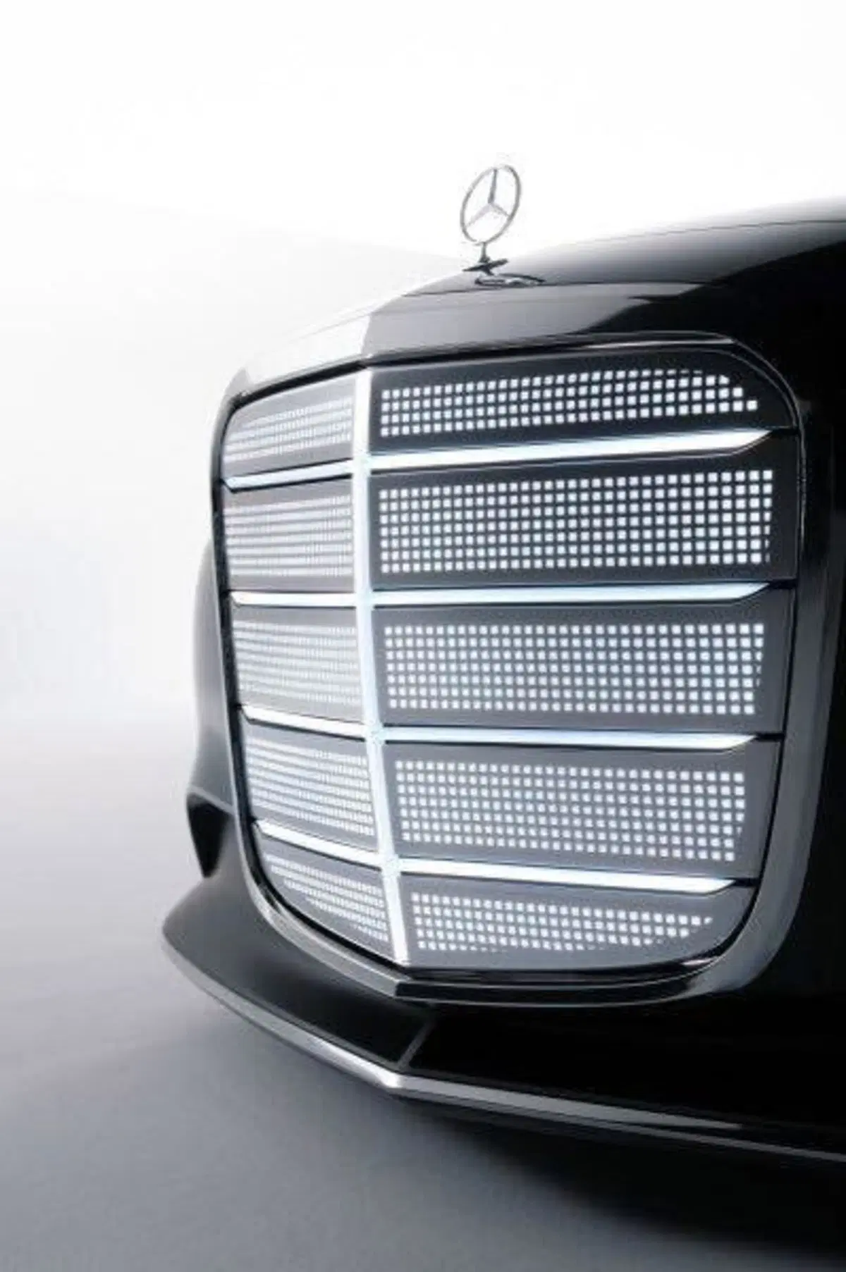 Mercedes Vision Iconic: ecco una “Batmobile” di lusso… elettrica (12)