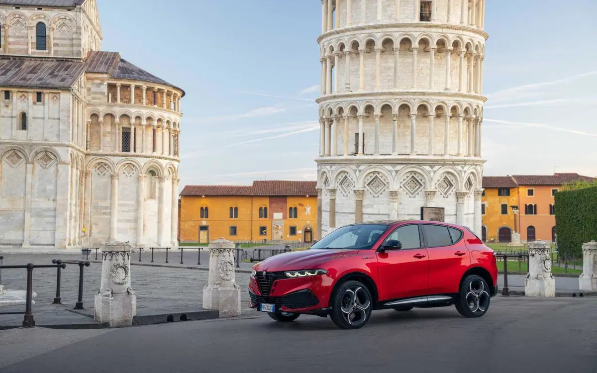 Alfa Romeo Tonale 2026: il restyling che conquista con stile italiano, diesel incluso