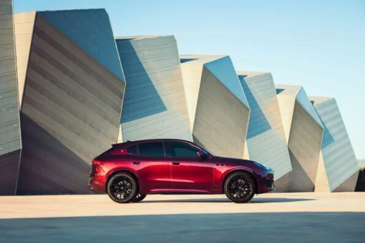 Maserati Grecale Tributo Il Bruciato: un omaggio tra vino e motori tutto all’italiana (4)