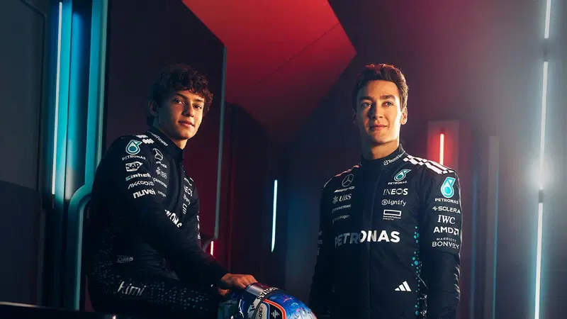 Kimi Antonelli e George Russell confermati: Mercedes pronta per la Formula 1 2026
